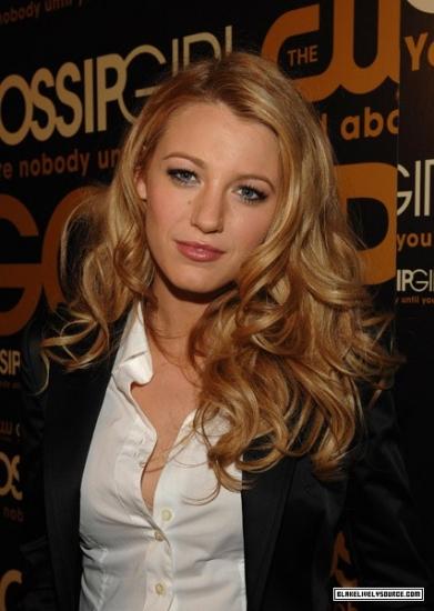 Click to view full size image
==============
GGParty-Arrivals-MQ-005.jpg GGParty-Arrivals-MQ-005.jpg