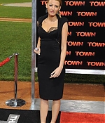 blakelively_townbostonprem15.jpg