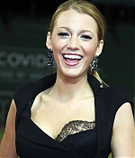 blakelively_townbostonprem33.jpg