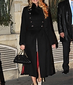 blakelively_chanelfashionweek_17.jpg