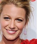 BlakeLively-CinemaConAwards11_38.jpg
