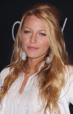 Click to view full size image
==============
BlakeLively-CinemaCon11_106.jpg BlakeLively-CinemaCon11_106.jpg