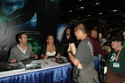 BlakeLively-WonderCon11_14.jpg