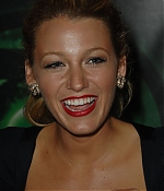 BlakeLively-WonderCon11_18.jpg