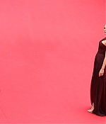 VN_Blake_Lively_131449.jpg