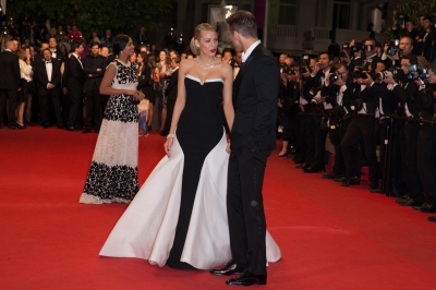 VN_Blake_Lively_and_R_13-16.jpg