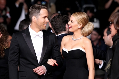 Click to view full size image
==============
VN_Blake_Lively_and_R_13-28.jpg VN_Blake_Lively_and_R_13-28.jpg