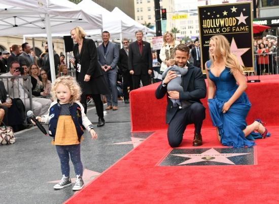 Click to view full size image
==============
hqcelebcorner_281829.jpg hqcelebcorner_281829.jpg