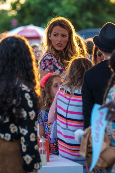 Click to view full size image
==============
Blake_Lively__284029.jpg Blake_Lively__284029.jpg