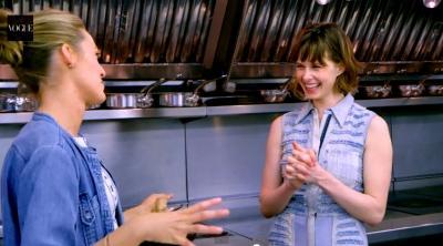blakelively_cooking00345.jpg
