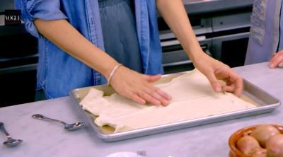 blakelively_cooking00350.jpg