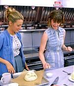 blakelively_cooking00406.jpg