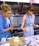 blakelively_cooking00408.jpg