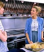 blakelively_cooking00452.jpg