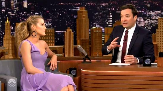 blakelively-jimmyfallon-0290.jpg