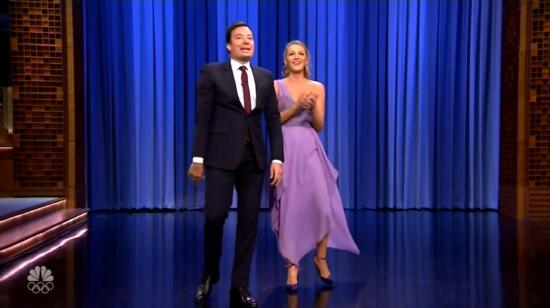 Click to view full size image
==============
blakelively-jimmyfallon-0916.jpg blakelively-jimmyfallon-0916.jpg