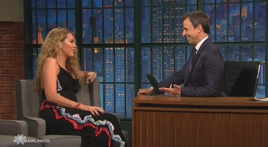Click to view full size image
==============
blakelively-interview00110.jpg blakelively-interview00110.jpg