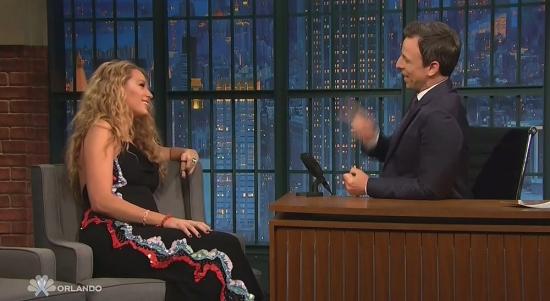 Click to view full size image
==============
blakelively-interview00192.jpg blakelively-interview00192.jpg