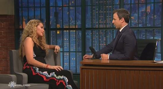 Click to view full size image
==============
blakelively-interview00351.jpg blakelively-interview00351.jpg