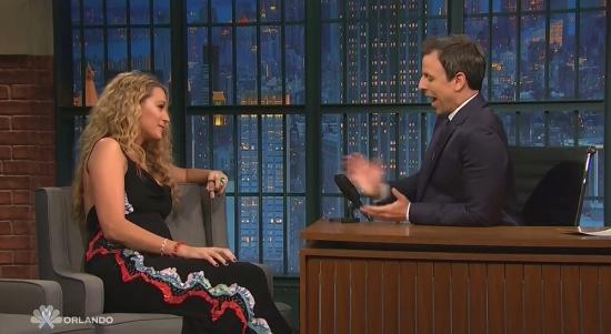 Click to view full size image
==============
blakelively-interview00354.jpg blakelively-interview00354.jpg