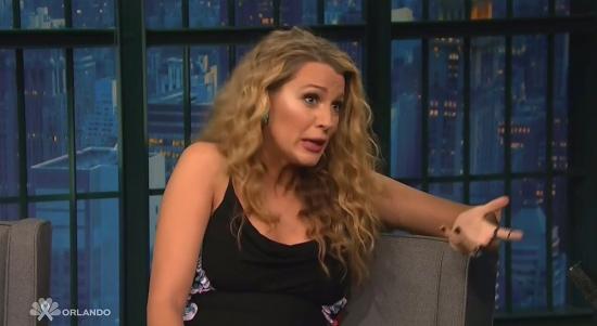 Click to view full size image
==============
blakelively-interview00400.jpg blakelively-interview00400.jpg