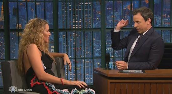 Click to view full size image
==============
blakelively-interview00504.jpg blakelively-interview00504.jpg