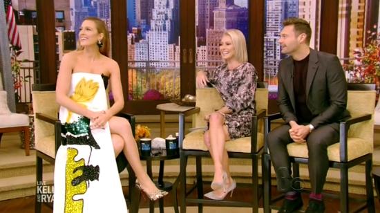 Click to view full size image
==============
blakelively0044.jpg blakelively0044.jpg