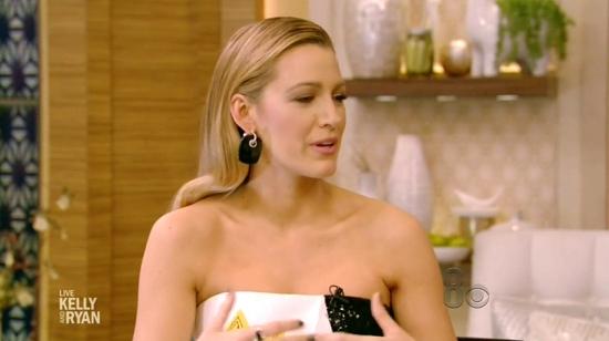 Click to view full size image
==============
blakelively0288.jpg blakelively0288.jpg