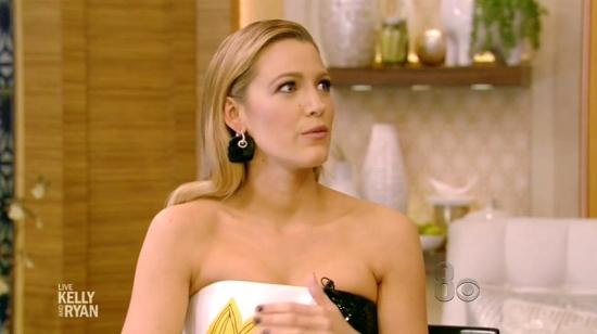 Click to view full size image
==============
blakelively0339.jpg blakelively0339.jpg
