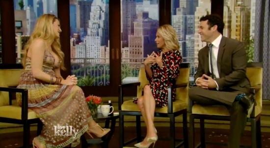 Click to view full size image
==============
blakelively-interview00068.jpg blakelively-interview00068.jpg