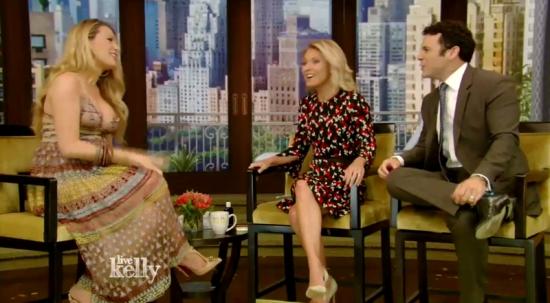 Click to view full size image
==============
blakelively-interview00132.jpg blakelively-interview00132.jpg