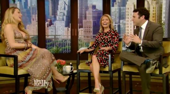 Click to view full size image
==============
blakelively-interview00134.jpg blakelively-interview00134.jpg