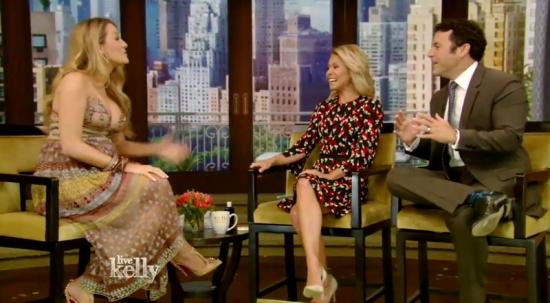 Click to view full size image
==============
blakelively-interview00135.jpg blakelively-interview00135.jpg
