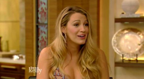 Click to view full size image
==============
blakelively-interview00244.jpg blakelively-interview00244.jpg