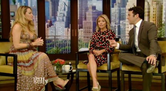 Click to view full size image
==============
blakelively-interview00307.jpg blakelively-interview00307.jpg