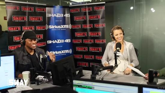 Click to view full size image
==============
blakelively-interview00614.jpg blakelively-interview00614.jpg