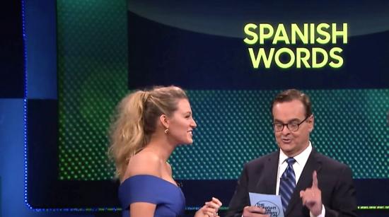 Click to view full size image
==============
blakelively-interview00182.jpg blakelively-interview00182.jpg
