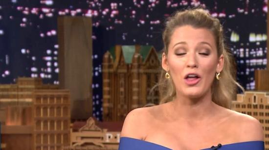 Click to view full size image
==============
blakelively-interview00431.jpg blakelively-interview00431.jpg