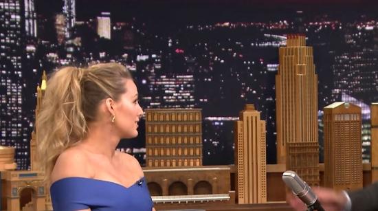 Click to view full size image
==============
blakelively-interview00495.jpg blakelively-interview00495.jpg
