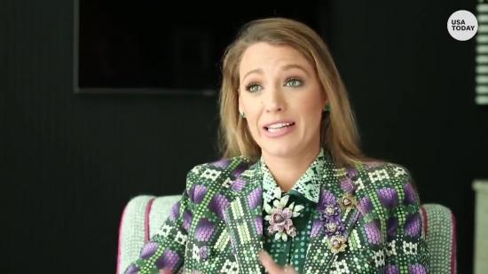 Blake_Lively_on_A_Simple_Favor_078.jpg