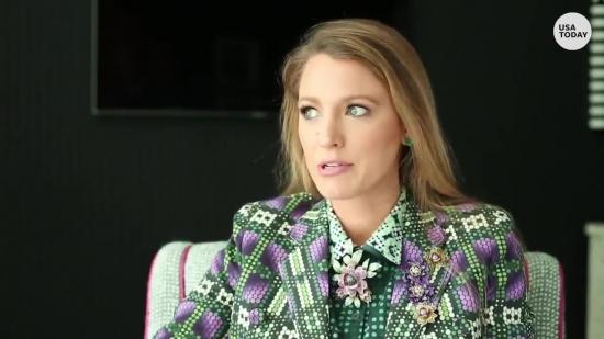 Blake_Lively_on_A_Simple_Favor_097.jpg