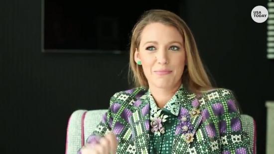 Blake_Lively_on_A_Simple_Favor_160.jpg