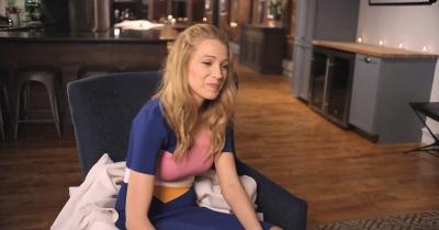 Click to view full size image
==============
blakelively_vogue0032.jpg blakelively_vogue0032.jpg