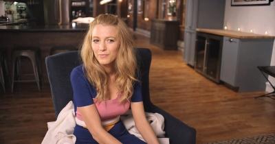 Click to view full size image
==============
blakelively_vogue0071.jpg blakelively_vogue0071.jpg
