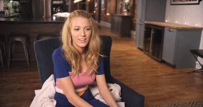 Click to view full size image
==============
blakelively_vogue0072.jpg blakelively_vogue0072.jpg