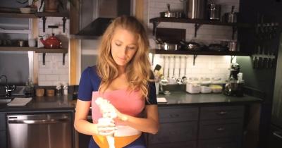 Click to view full size image
==============
blakelively_vogue0130.jpg blakelively_vogue0130.jpg
