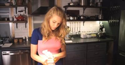 Click to view full size image
==============
blakelively_vogue0131.jpg blakelively_vogue0131.jpg
