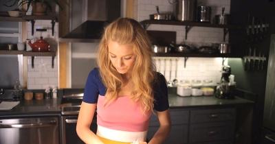 Click to view full size image
==============
blakelively_vogue0144.jpg blakelively_vogue0144.jpg