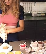 blakelively_vogue0210.jpg