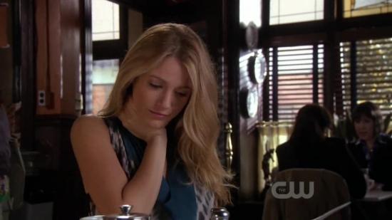 S03E08_005.jpg